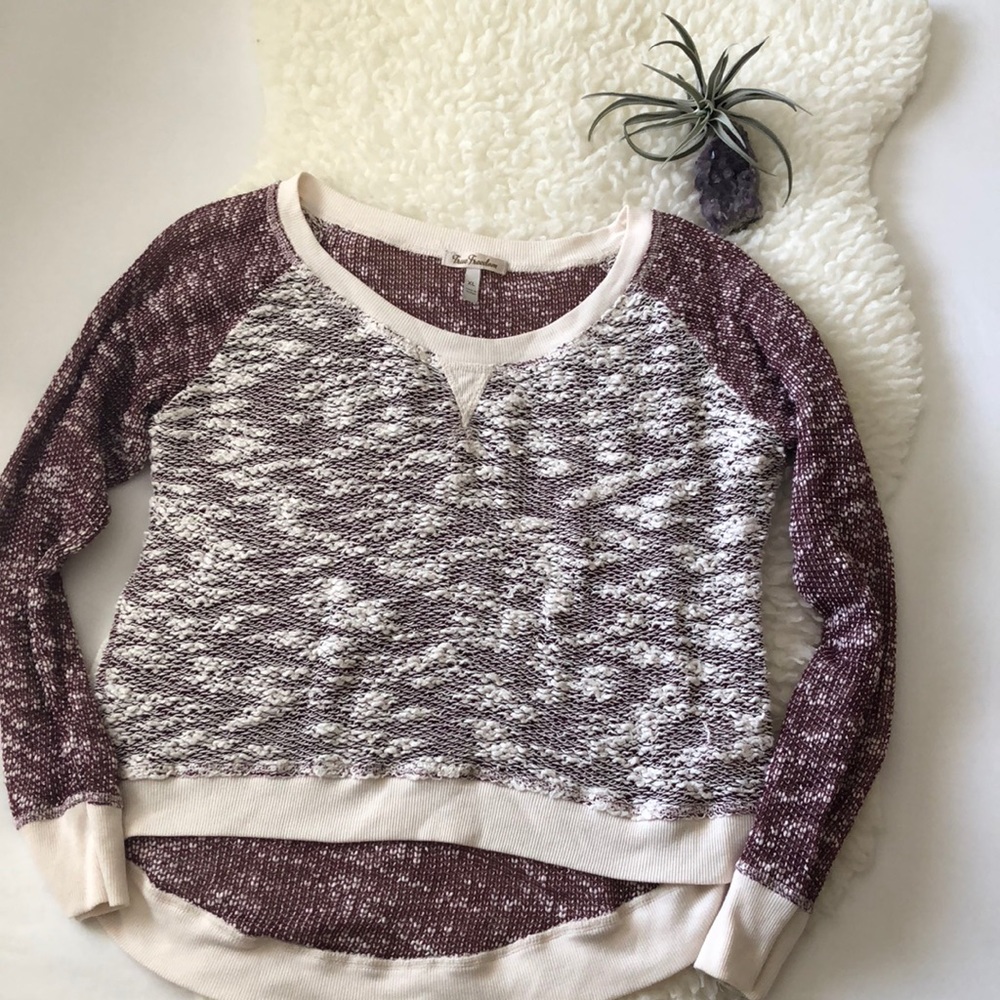 Cozy knit pullover 🍁